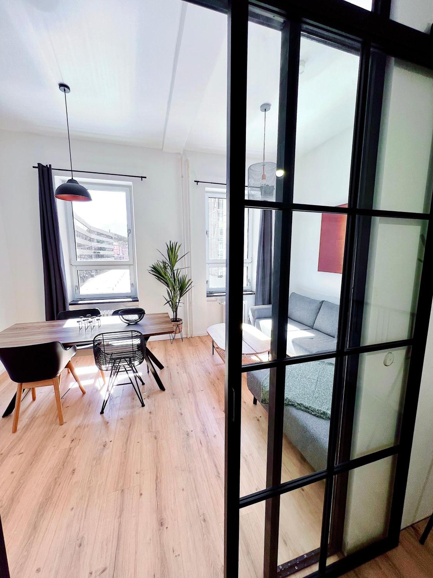 Inner City Design Loft Innsbruck Exterior photo